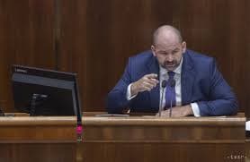 Pčolinský vyzval preveriť financovanie PS